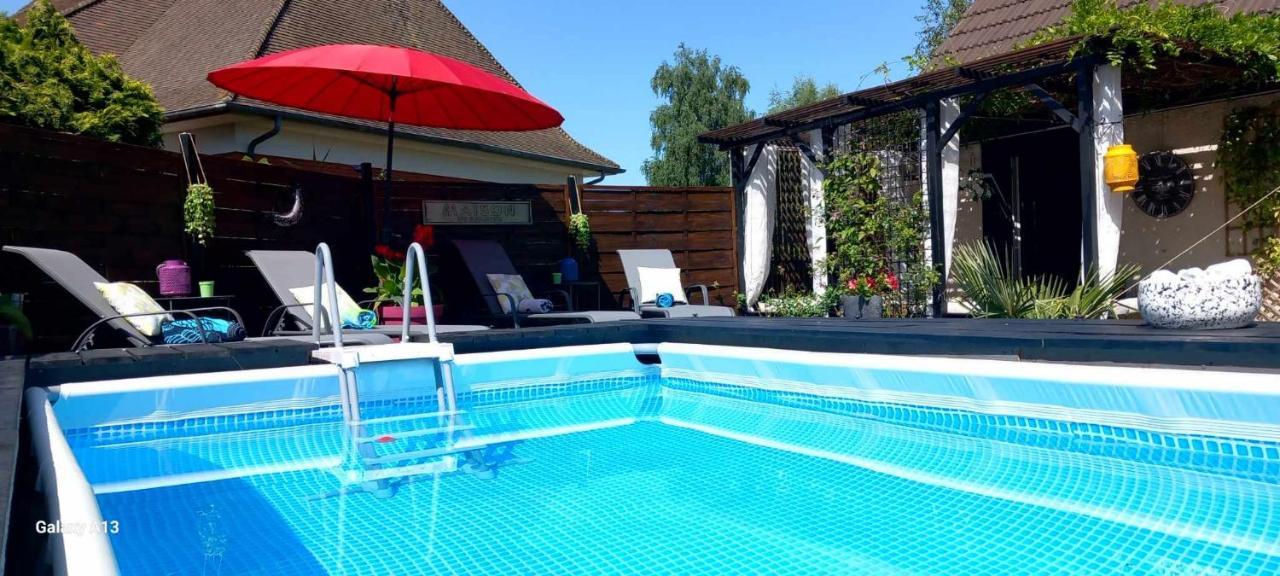 Les Epinettes Chambres D'Hotes Crevecoeur-le-Grand Zewnętrze zdjęcie